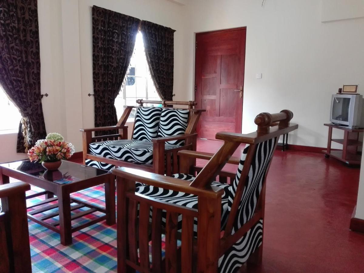 Keshiya Holiday Home Nuwara Eliya Bagian luar foto